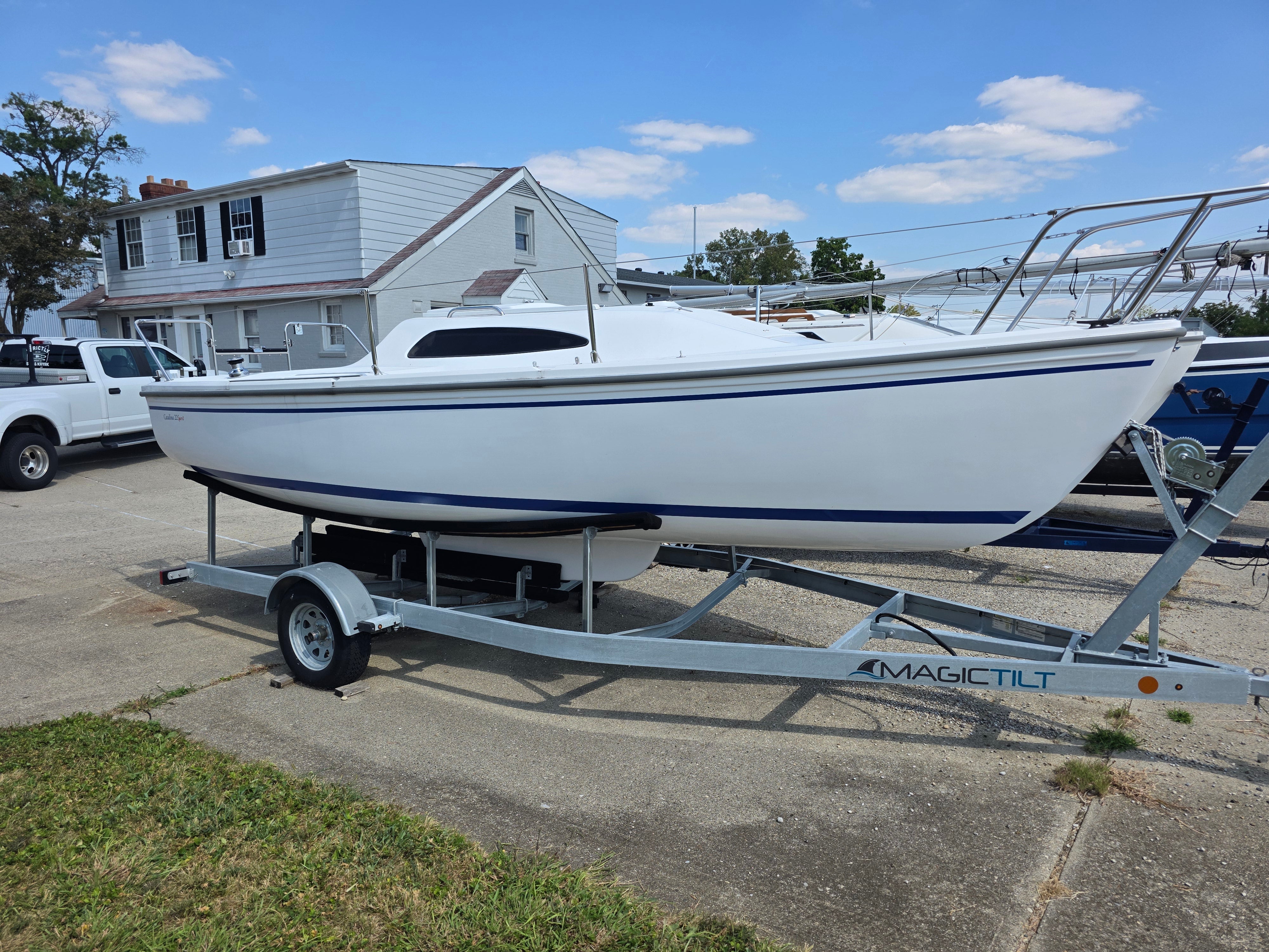 New Catalina 22 Sport Save $17,000!!!!