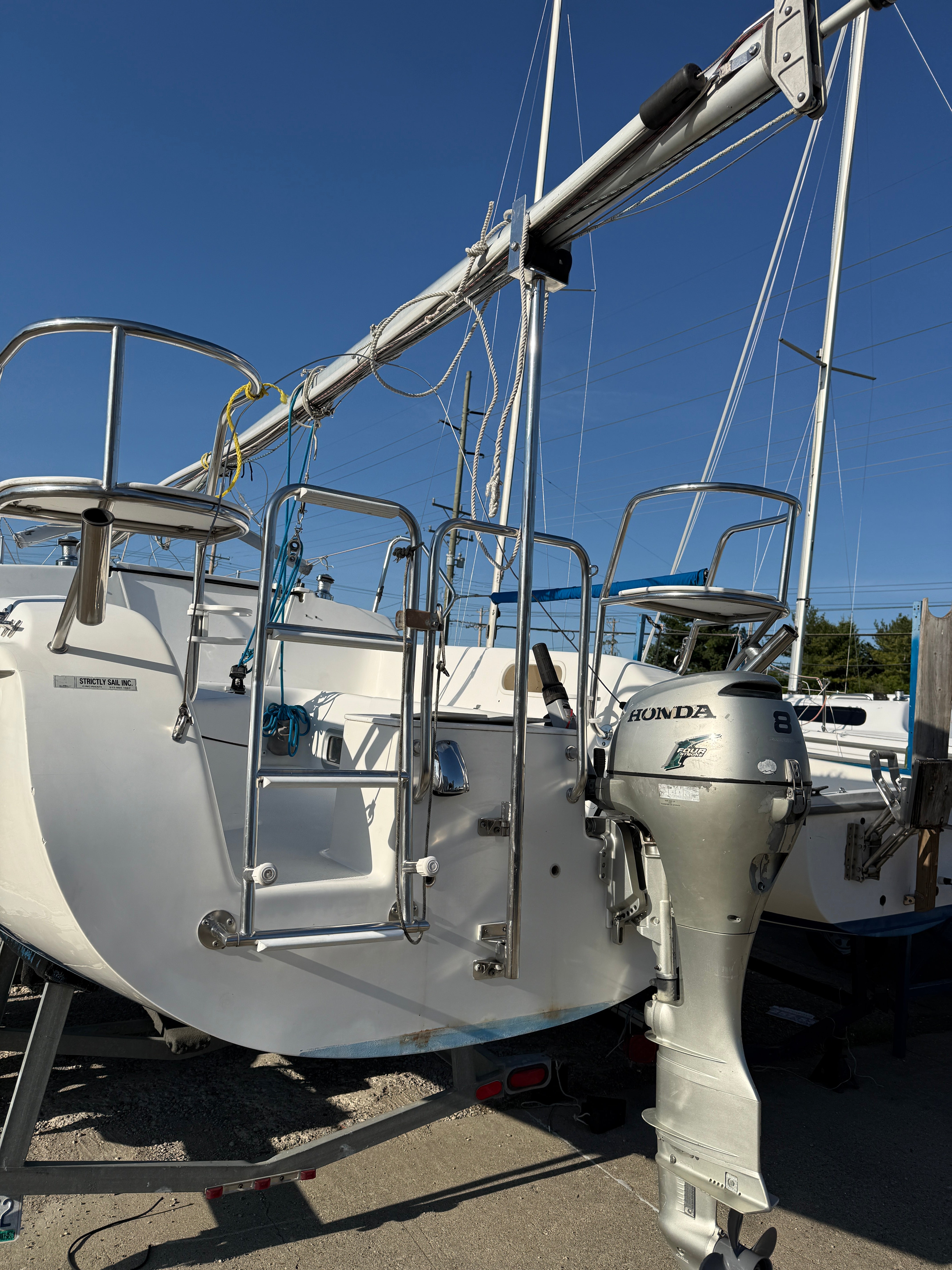 2002 Catalina 250 Water Ballast