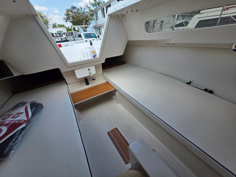 New Catalina 22 Sport Save $17,000!!!!