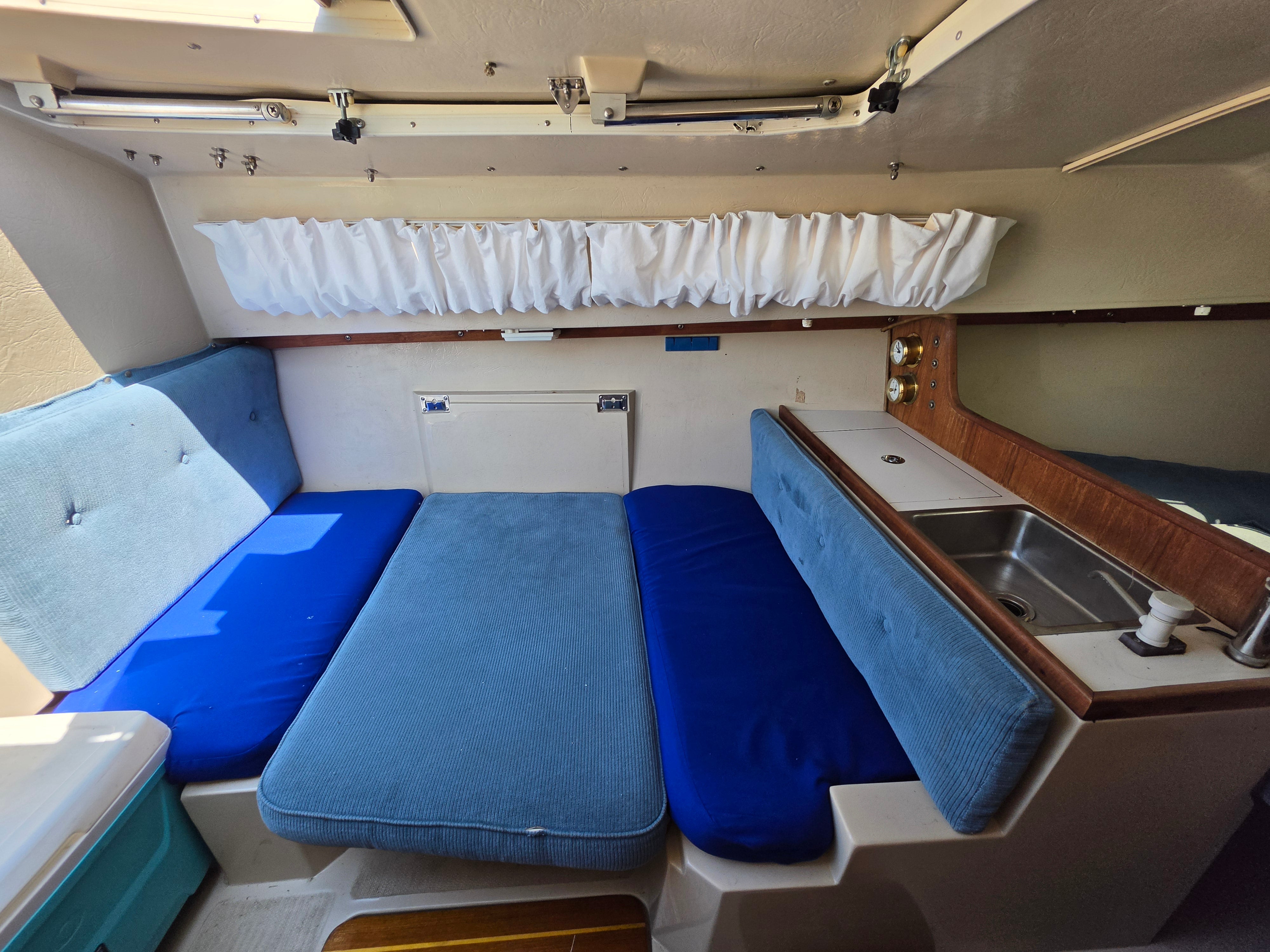 1988 Catalina 22 *Pending*