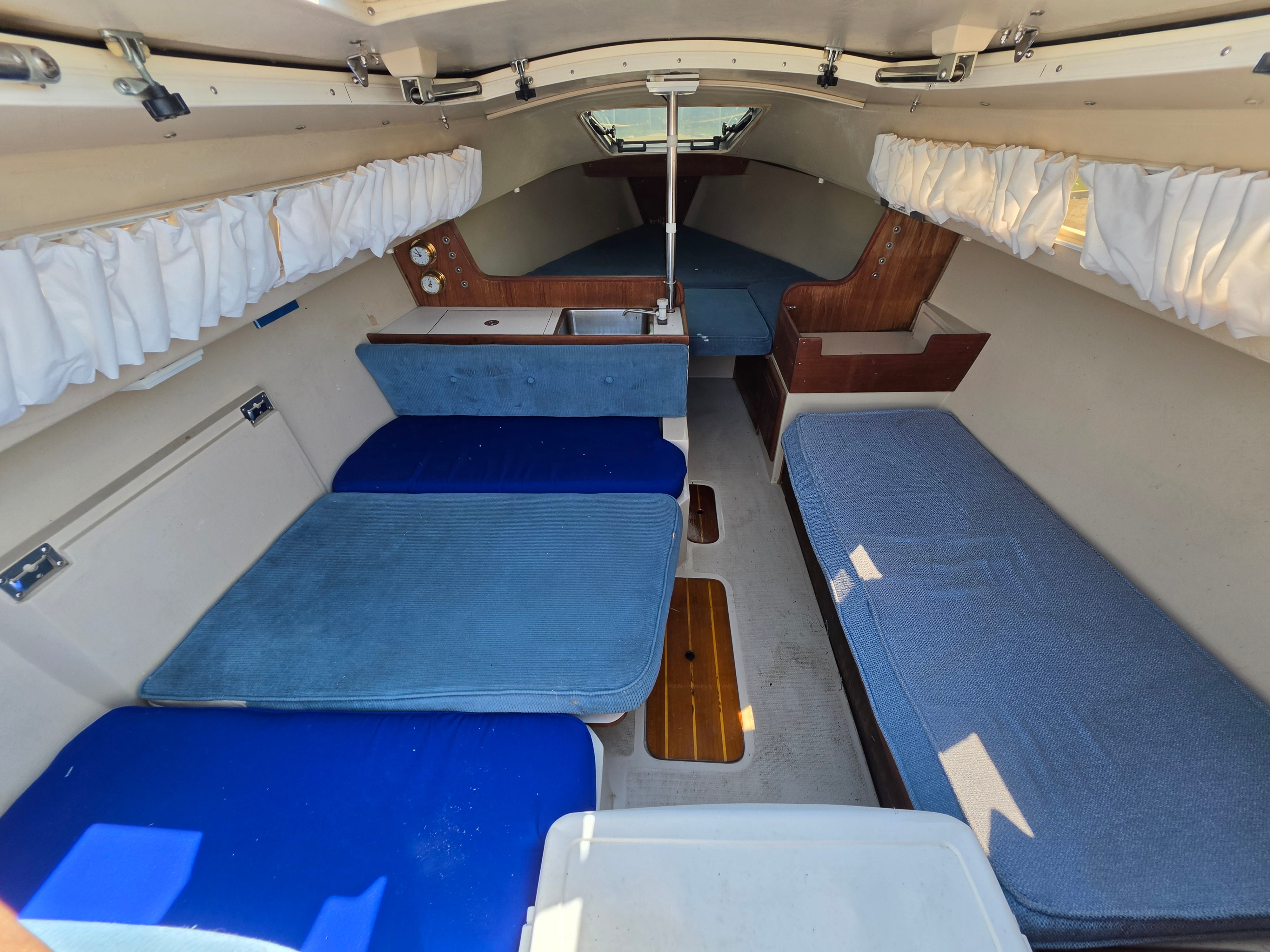 1988 Catalina 22 *Pending*