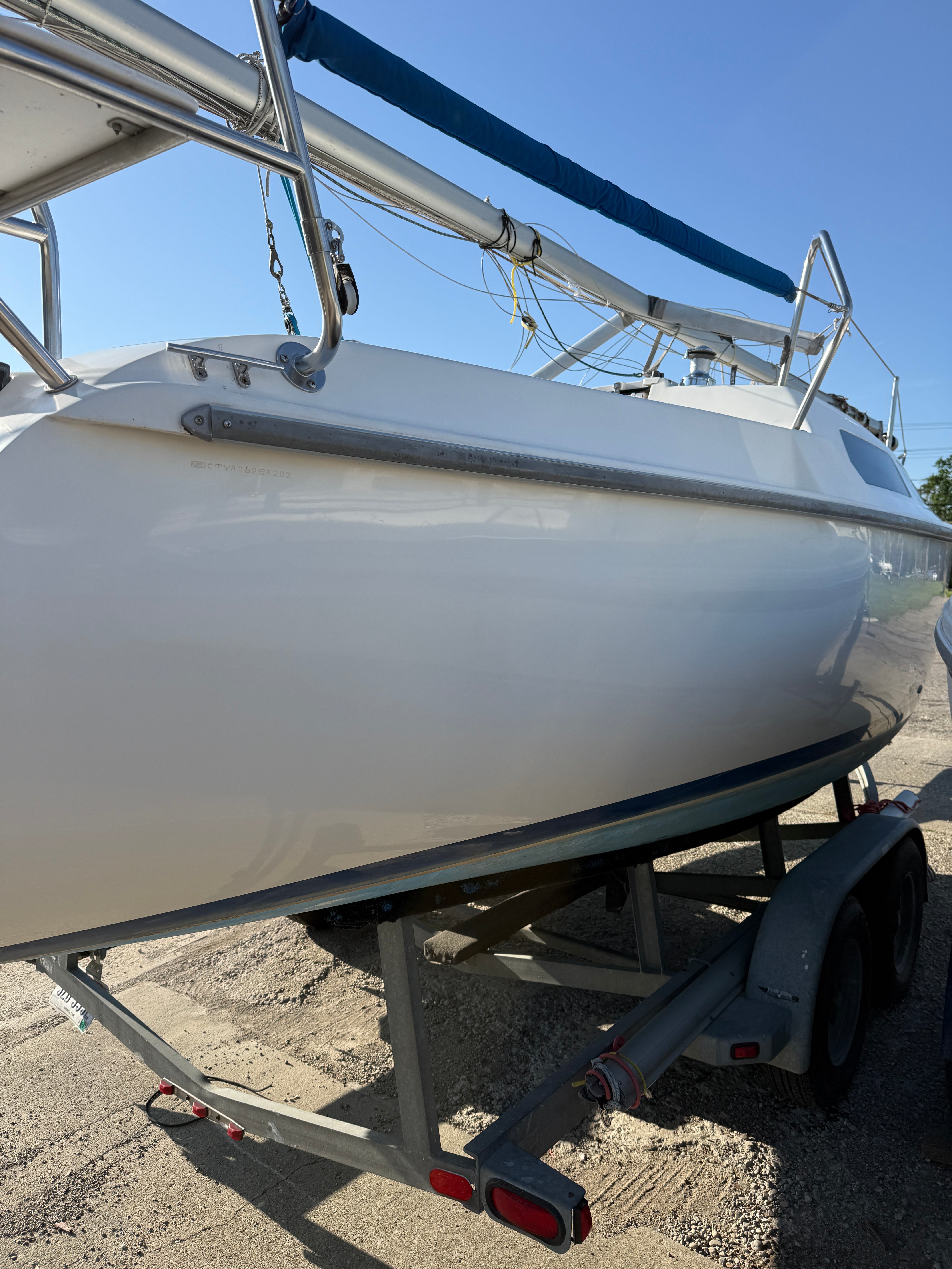 2002 Catalina 250 Water Ballast