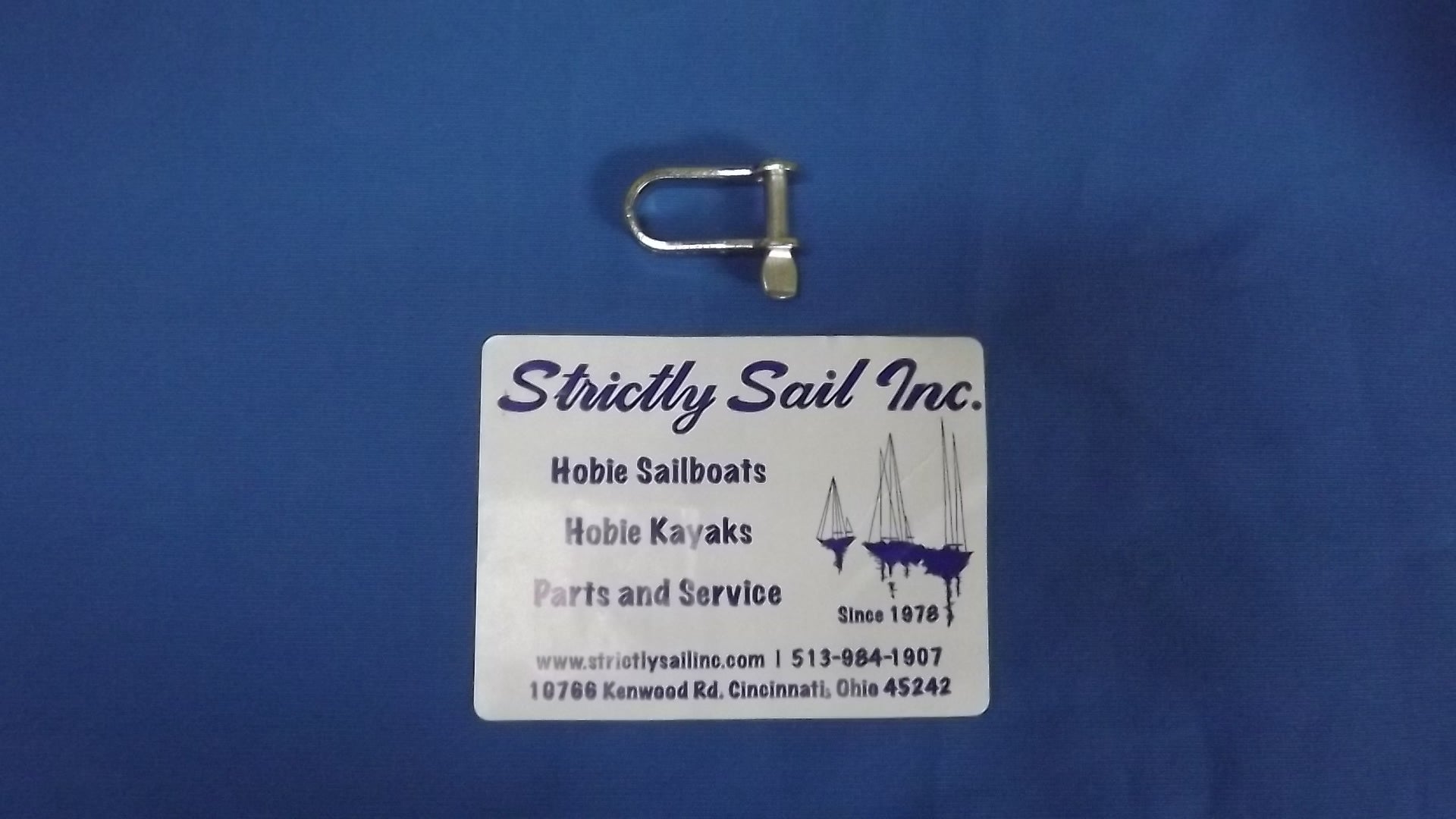 Hobie Shackle with Safety Key Pin 3/16", Item #SP185205